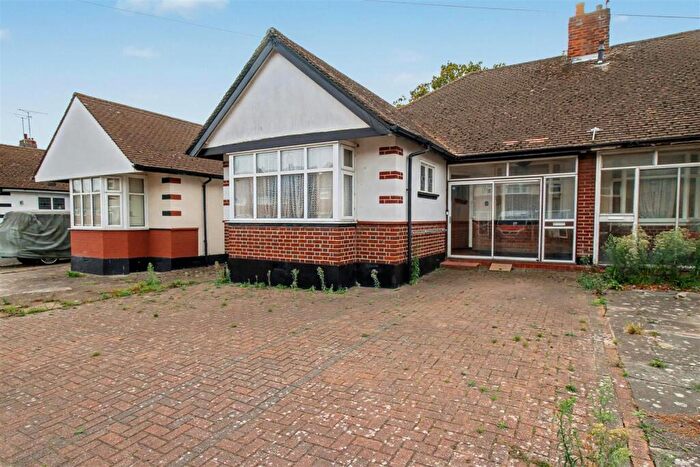 2 Bedroom Semi-Detached Bungalow For Sale In Danescroft Drive, Leigh-On-Sea, SS9