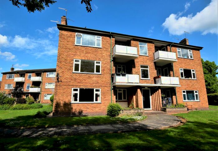 2 Bedroom Apartment To Rent In Willow Court, Stowe Avenue, West Bridgford, Nottingham, NG2