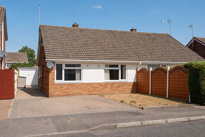 3 Bedroom Bungalow For Sale In Pembroke Road, Cheltenham, Gloucestershire, GL51