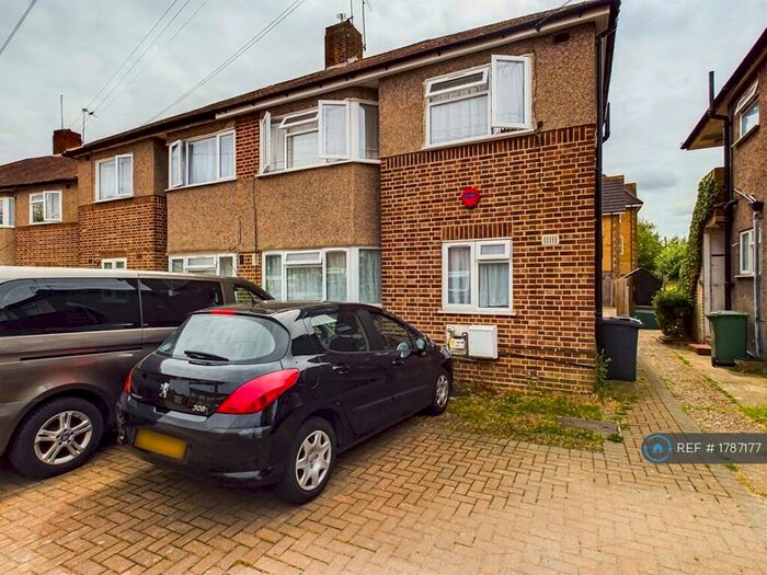 2 Bedroom Maisonette To Rent In Glenwood Close, Harrow, HA1