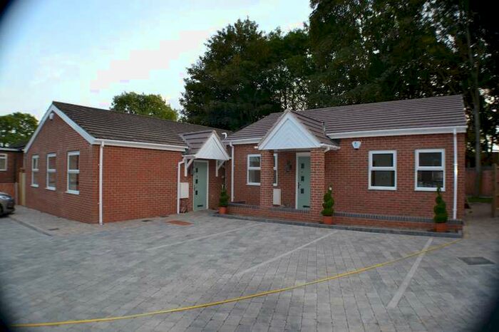 2 Bedroom Bungalow To Rent In Nuns Croft, CV11