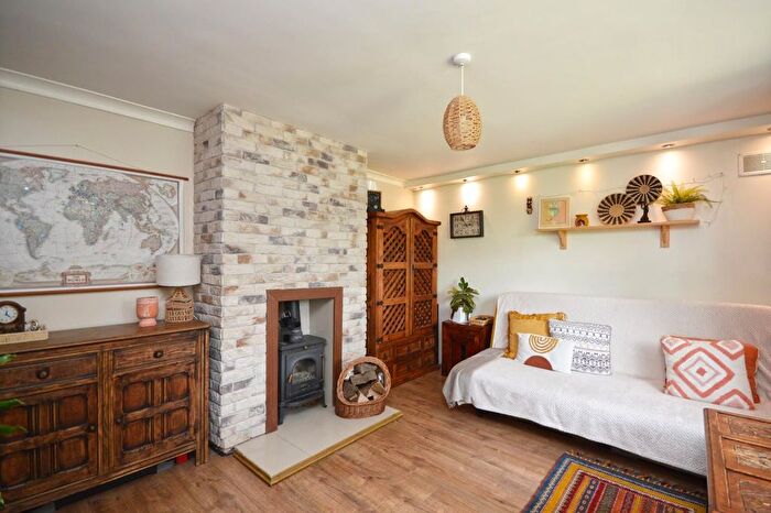 3 Bedroom Semi-Detached House For Sale In Vowell Close, Bristol, BS13