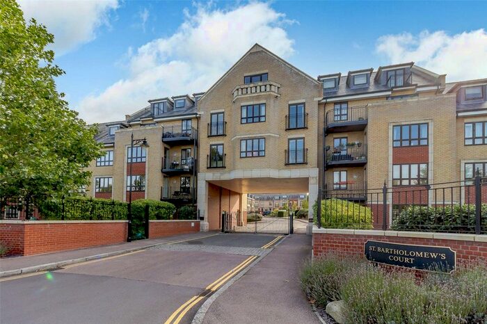 2 Bedroom Flat To Rent In St Bartholomews Court, Riverside, Cambridge, Cambridgeshire, CB5
