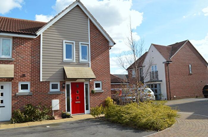 3 Bedroom Terraced House To Rent In Wheeler Way, Basingstoke, RG24