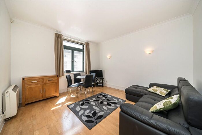 1 Bedroom Flat To Rent In West Block, Forum Magnum Square, London, SE1