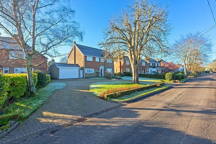 4 Bedroom Detached House To Rent In Stockers Hill Road, Rodmersham, Sittingbourne, Kent, ME9