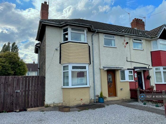 3 Bedroom End Of Terrace House To Rent In Ruswarp Grove, Hull, HU6