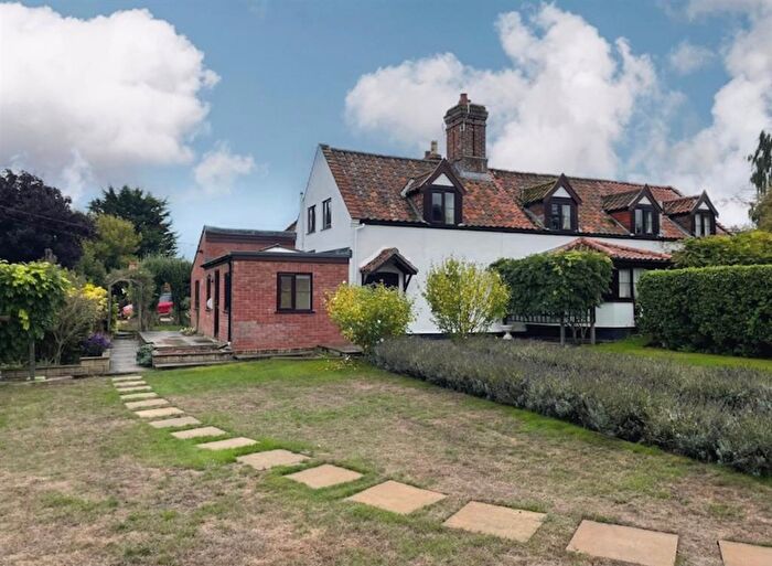 3 Bedroom House To Rent In Easthaugh Road, Lyng, Norwich, NR9