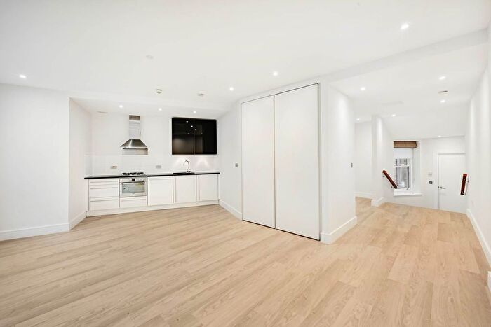 1 Bedroom Studio To Rent In Duke Of York Square, Chelsea, London, SW3
