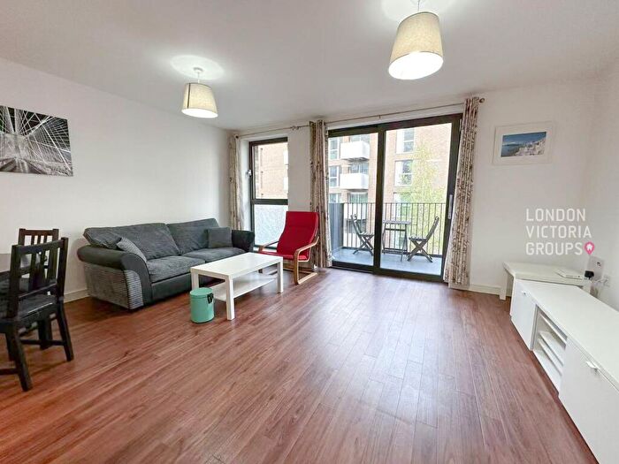 1 Bedroom Apartment To Rent In Kingfisher Heights, Bramwell Way, London, E16