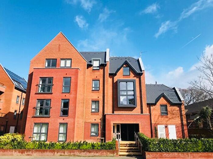 2 Bedroom Flat To Rent In Banister Court, Southampton, SO15