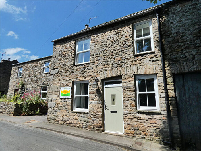 2 Bedroom Semi-Detached House For Sale In West Burton, Leyburn, DL8
