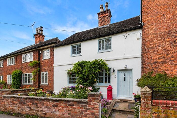 5 Bedroom Cottage For Sale In Brookside, Rolleston-On-Dove, Burton-On-Trent, DE13