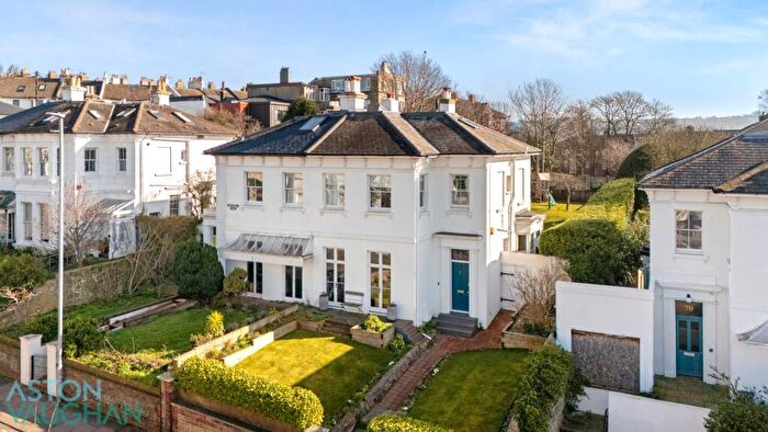 5 Bedroom Semi-Detached House For Sale In Ditchling Road, Brighton, BN1