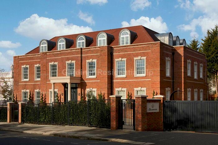 4 Bedroom Flat To Rent In Park View Road, London, W5