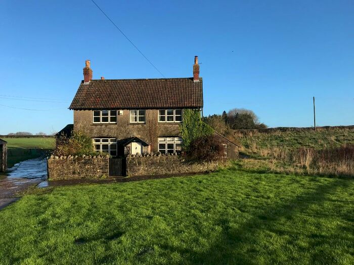 4 Bedroom Detached House To Rent In Lower Ellick Farmhouse, BS40