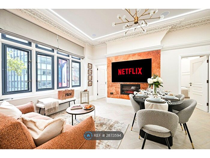 3 Bedroom Flat To Rent In Charing Cross Road, London, WC2H