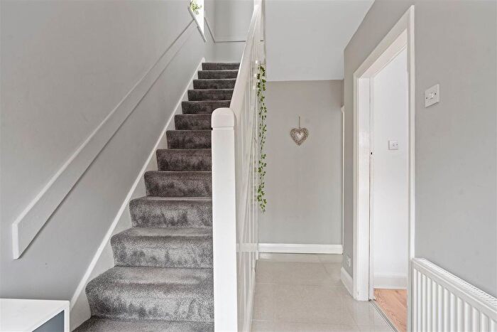 3 Bedroom End Terrace House For Sale In Lichfield Road, Coventry, CV3
