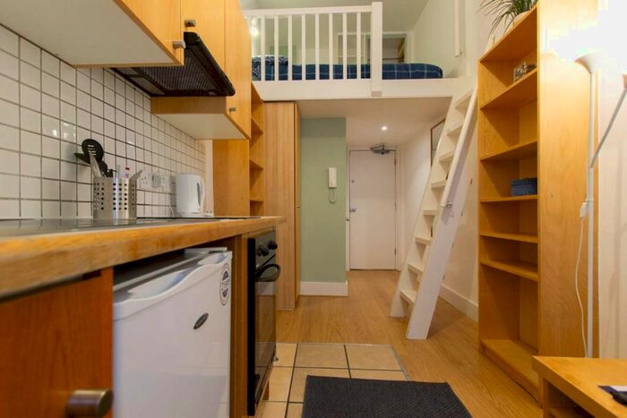 Studio To Rent In Penywern Road, Earls Court, London, SW5