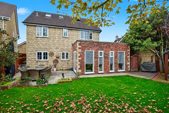 6 Bedroom Detached House For Sale In Bramblewood Road, Weldon, NN17