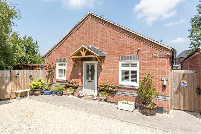 2 Bedroom Detached Bungalow For Sale In Chapel Lane, Walton, Lutterworth, LE17
