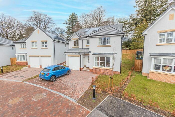 4 Bedroom Detached House For Sale In 18 Red Squirrel Way, Liff, Dundee DD2