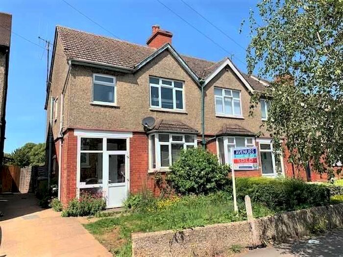 Houses for sale & to rent in MK12 5DT, Marina Drive, Wolverton Milton