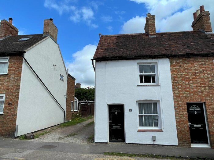 2 Bedroom Terraced House To Rent In Saunders Piece, Ampthill, Bedfordshire, MK45