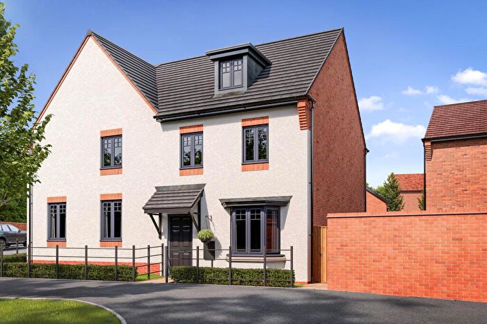 3 Bedroom Semi Detached House For Sale In Fence Avenue, Macclesfield, Cheshire, SK10