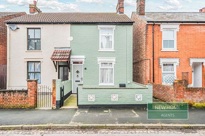 2 Bedroom Semi Detached House For Sale In Lacey Street Ipswich, IP4