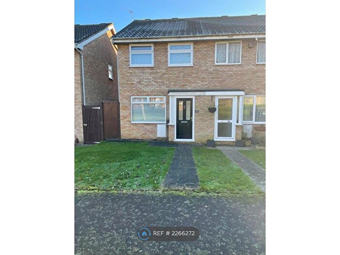 2 Bedroom End Of Terrace House To Rent In Emsworth Grove, Maidstone, ME14