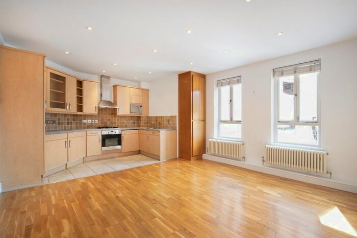 1 Bedroom Flat To Rent In Marshall Street, London, W1F