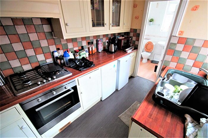 3 Bedroom Terraced House To Rent In Northfield Road, Coventry, CV1