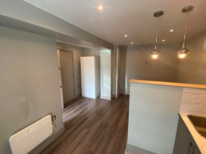 Studio To Rent In Howard Business Park, Howard Close, Waltham Abbey, Essex, EN9