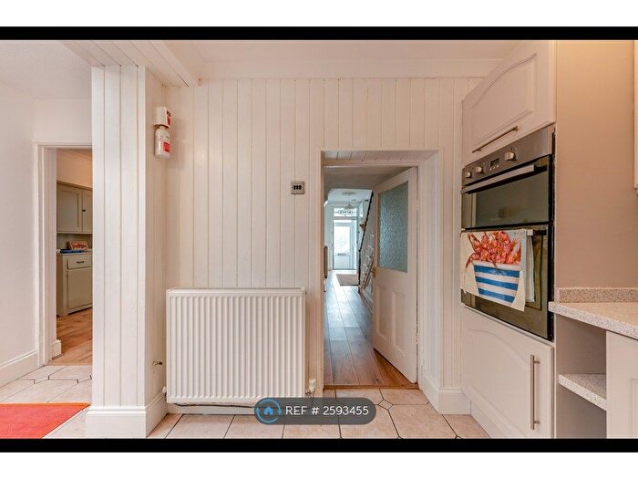 4 Bedroom Terraced House To Rent In High Terrace, New Quay, SA45