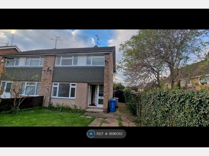 3 Bedroom Semi-Detached House To Rent In St. Christophers Close, Kettering, NN15