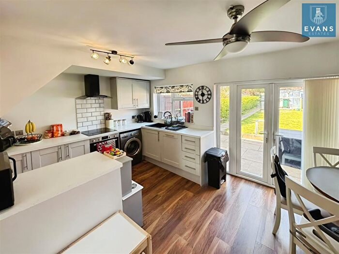 3 Bedroom Terraced House For Sale In Eastcotes, Tile Hill, Coventry, CV4