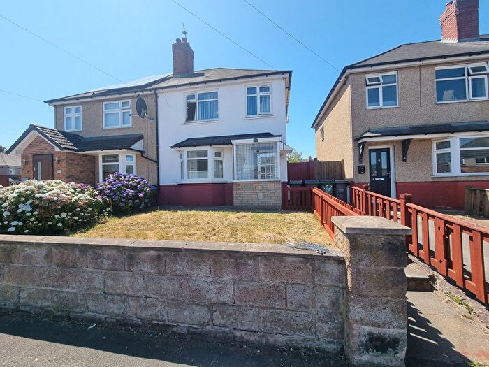 3 Bedroom Semi-Detached House To Rent In Laurel Road, Tipton, DY4
