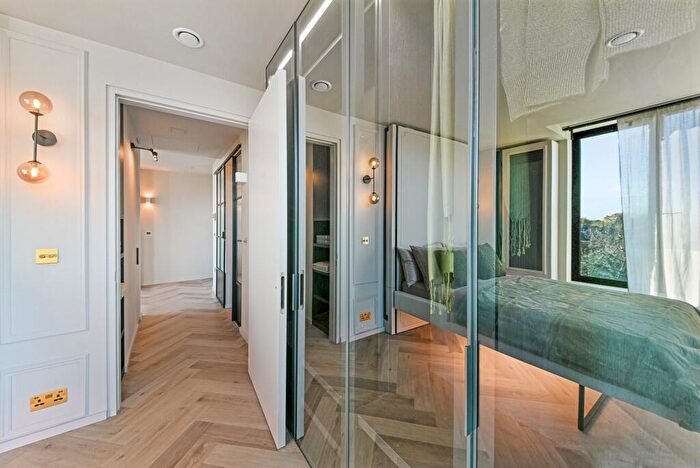 Studio To Rent In Dandi Brondesbury, Wilesden Lane, London, NW6