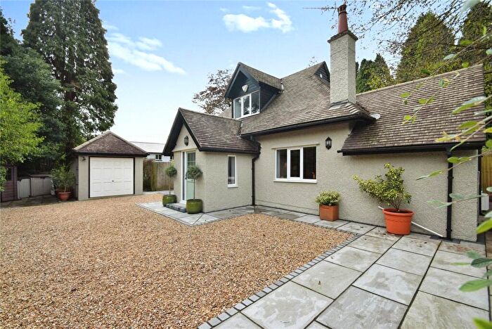 3 Bedroom Detached House For Sale In Gower Road, Killay, Swansea, SA2