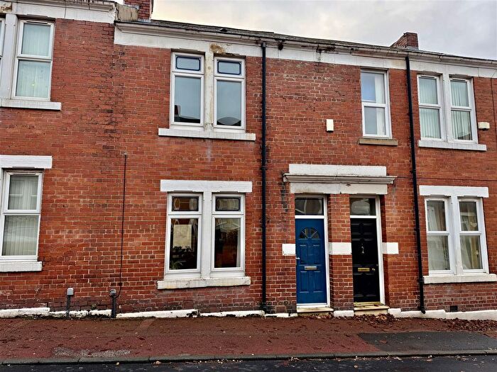2 Bedroom Terraced House For Sale In Curzon Street, Bensham, Gateshead, NE8