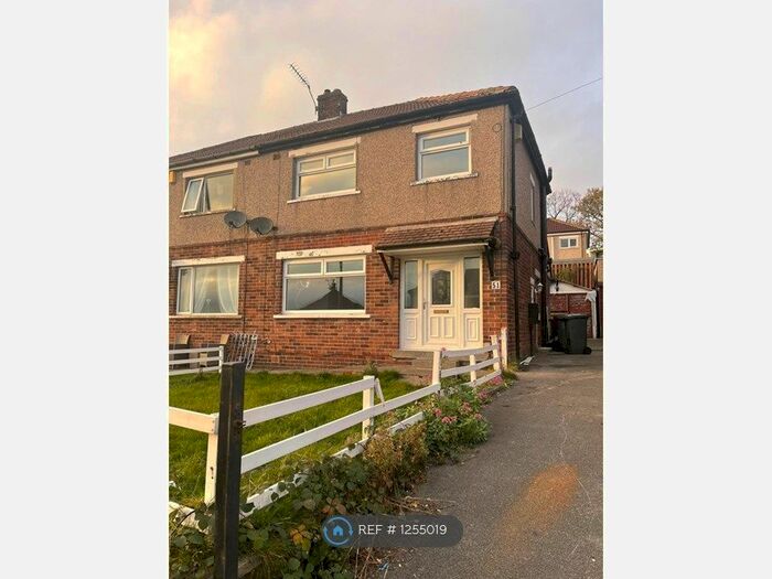 2 Bedroom Semi-Detached House To Rent In Grove House Crescent, Bradford BD2