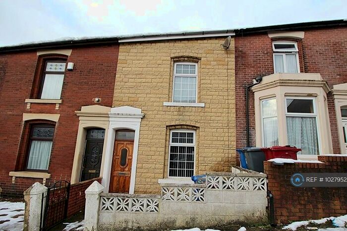 4 Bedroom Terraced House To Rent In Langham Road, Blackburn, BB1