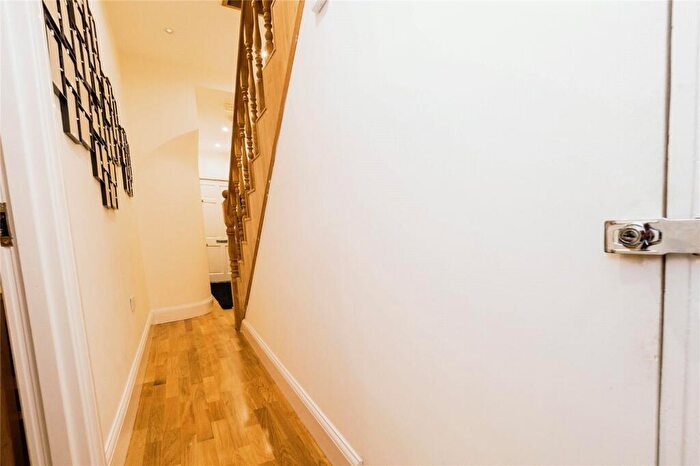 3 Bedroom Terraced House For Sale In Ravenhill Road, London, E13