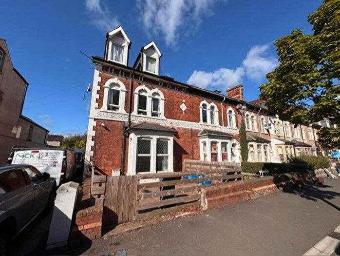 2 Bedroom Apartment To Rent In Cardiff, CF11