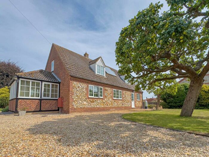 5 Bedroom Detached House For Sale In Appletree Cottage, High Street, Thornham, Hunstanton, PE36