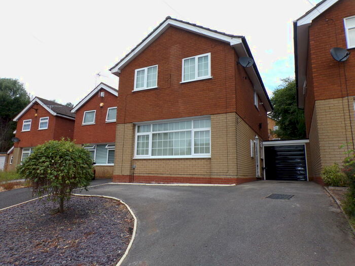3 Bedroom Detached House To Rent In Doulton Close, Harborne, B32