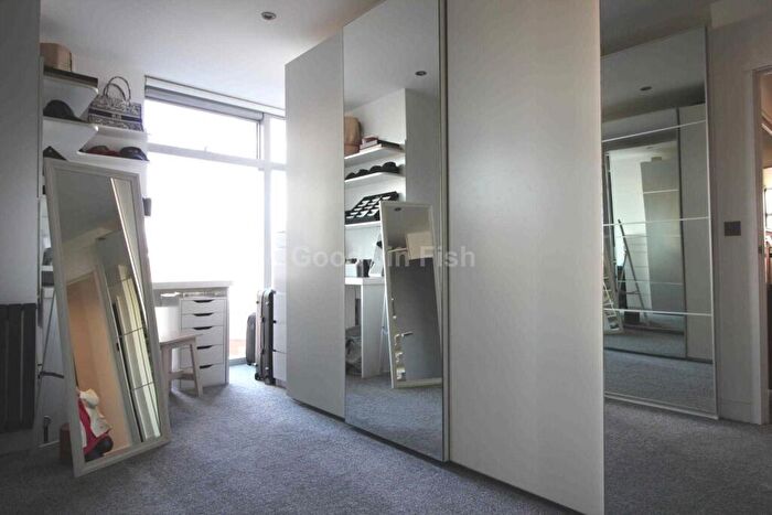 2 Bedroom Apartment To Rent In Watson Street, Manchester, M3