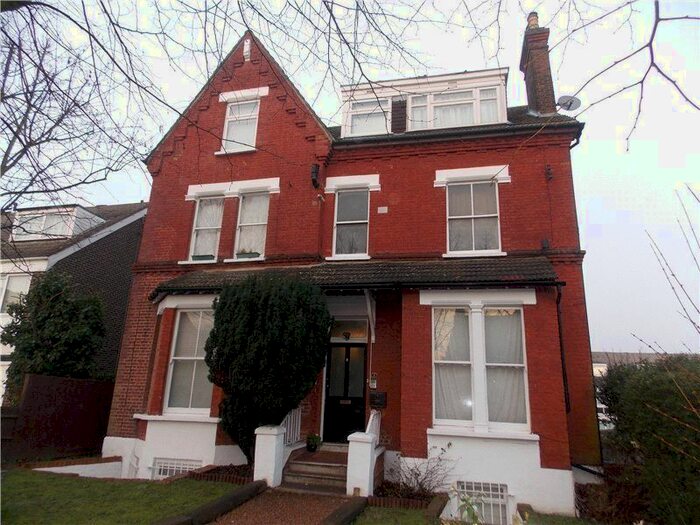 1 Bedroom Flat To Rent In Warminster Road, South Norwood, SE25