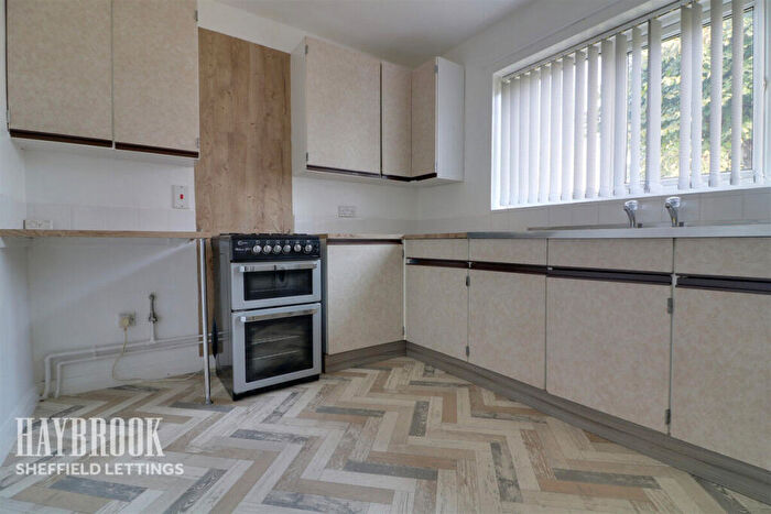3 Bedroom Semi-Detached House To Rent In West End Lane, Doncaster, DN11